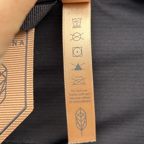 Indygena Black Slinga II Jacket, size Small - Picture 12 of 13